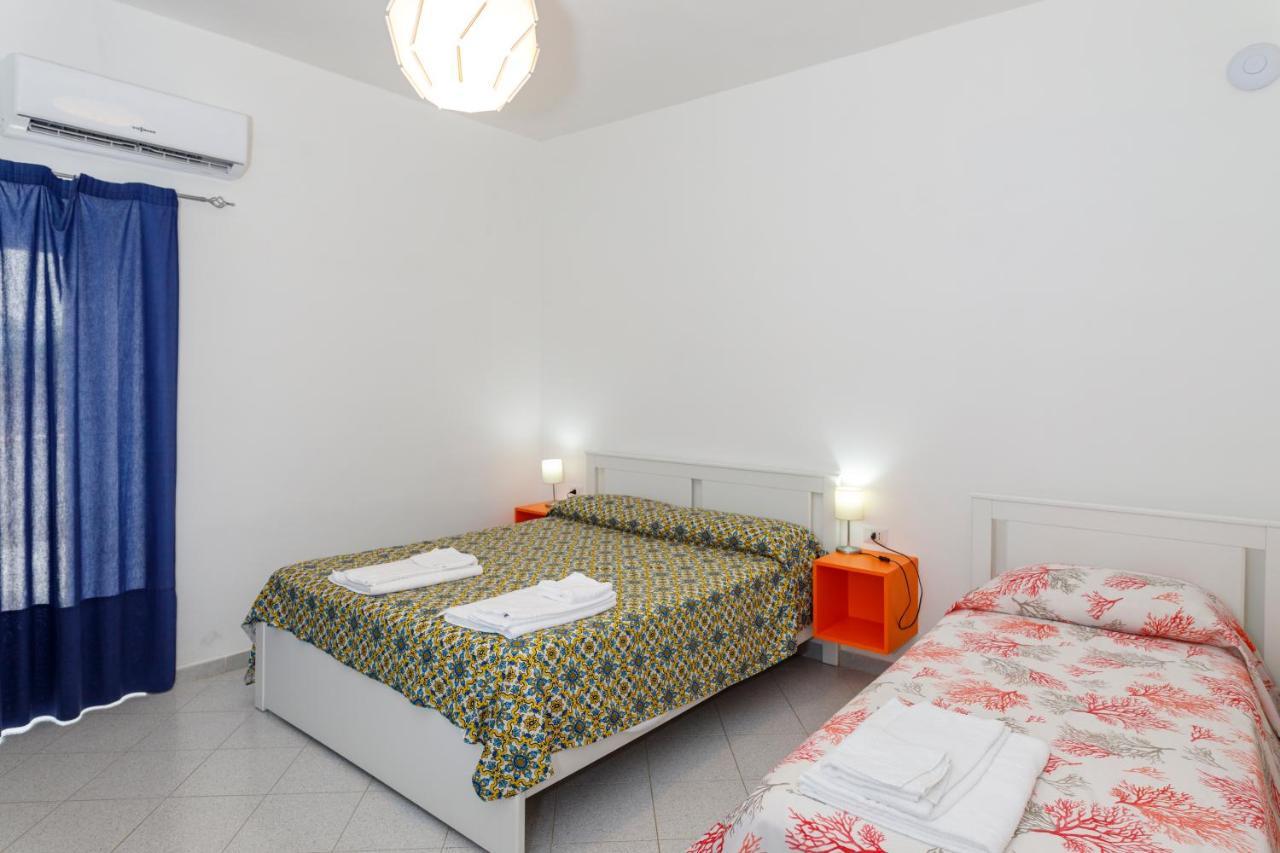 Hotel La casa sul faro Procida Esterno foto