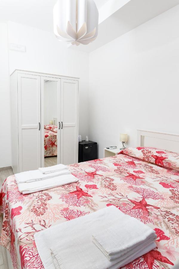 Hotel La casa sul faro Procida Esterno foto