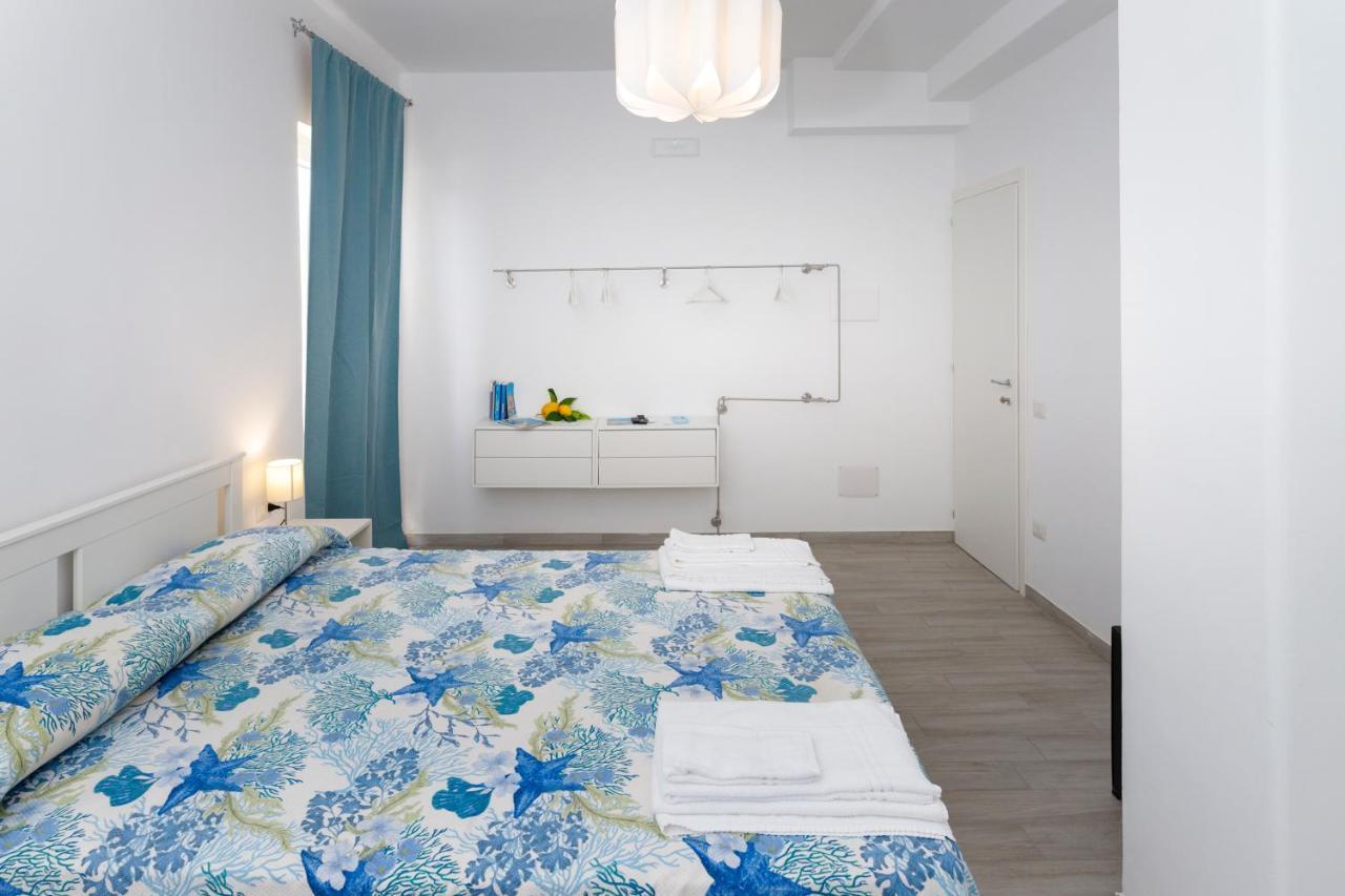 Hotel La casa sul faro Procida Esterno foto